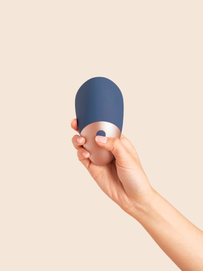 Deia - The Arouser - Thumping Clitoral Stimulator