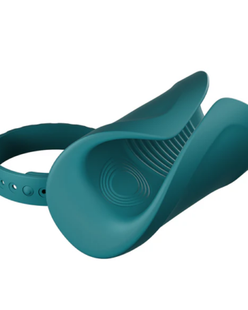 Lovense – Gush 2 – Handsfree Vibrating & Oscillating Bluetooth Stroker